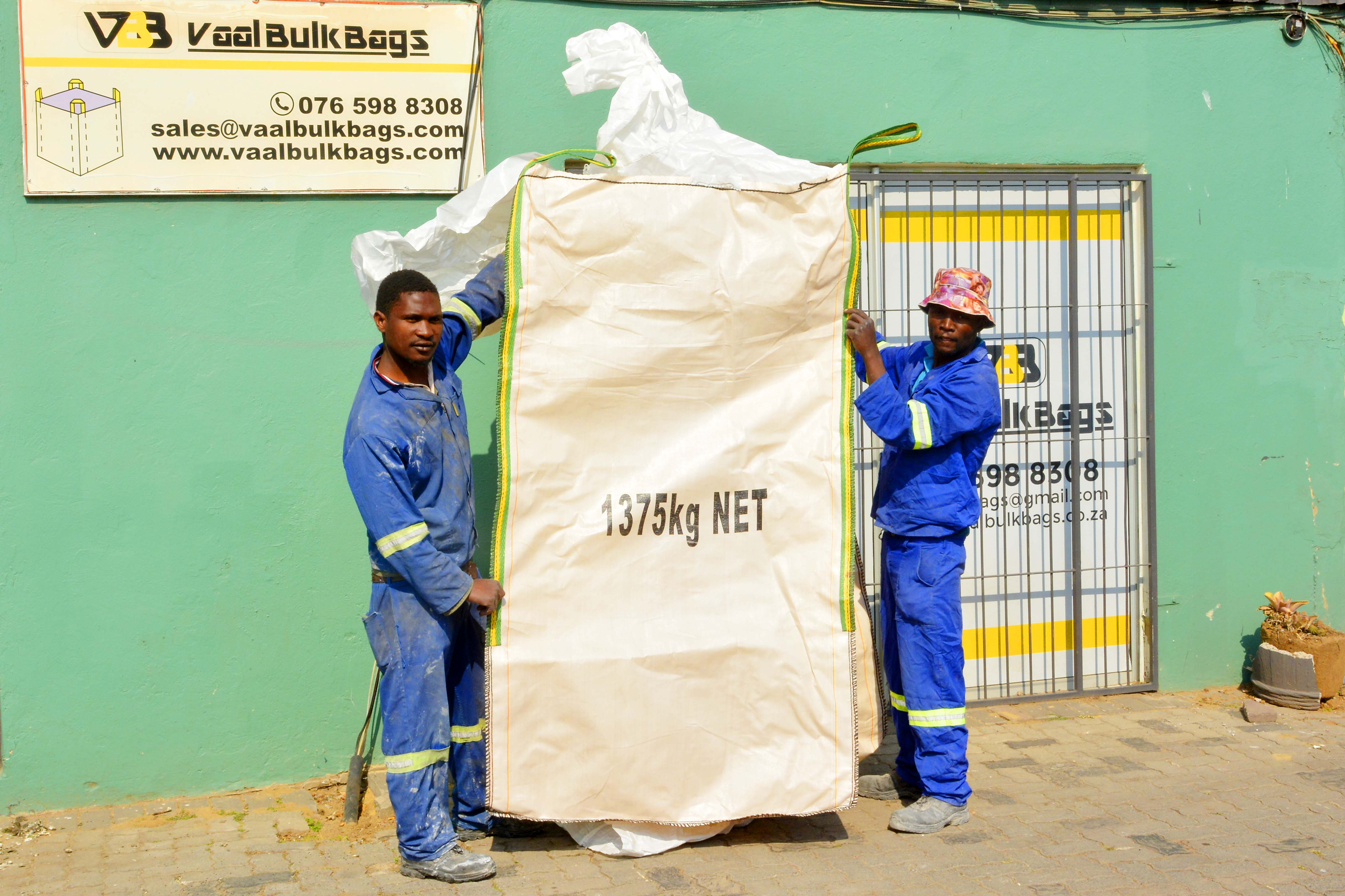 Vaal Bulk Bags team and facility with professional bulk bag handling
